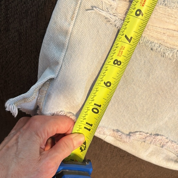 Levi’s 501 Distressed Light Wash Jean Shorts with red tab - Picture 12 of 14